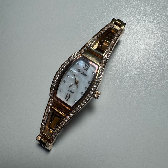 Watch - Picture 5 of 5